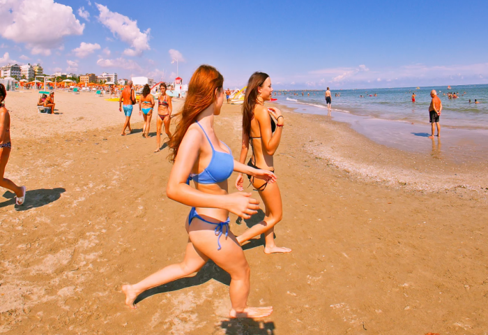 VR180 Beach Walk Rimini Summer Thumbnail